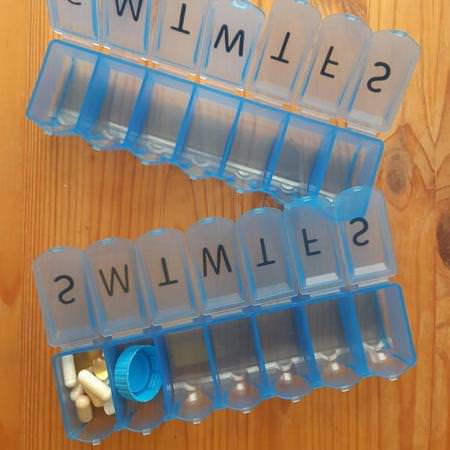 Apex, 7-Day Ultra Bubble-Lok Pill Organizer, XL, 1 Pill Case Review