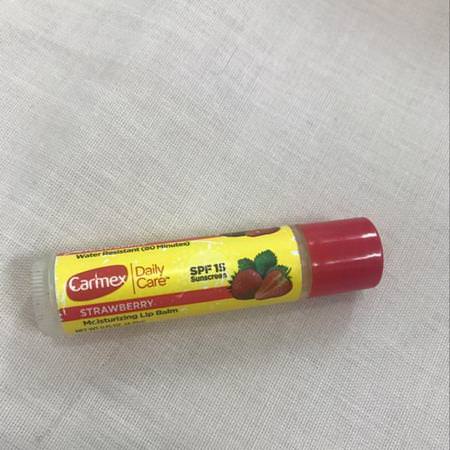 Carmex, Daily Care, Moisturizing Lip Balm, Strawberry, SPF 15, .15 oz (4.25 g) Review