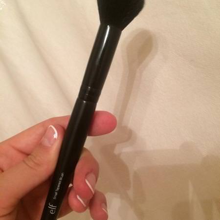 E.L.F, Small Tapered Brush, 1 Brush Review