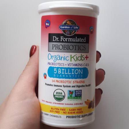 Garden of Life, Dr. Formulated Probiotics Organic Kids+, Probiotics + Vitamins C & D, 5 Billion, Tasty Organic Strawberry Banana, 30 Yummy Chewables Review