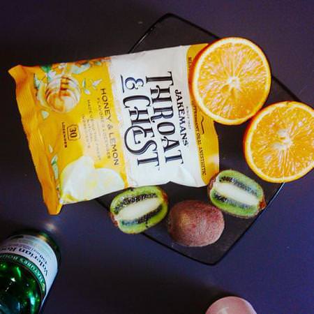 Jakemans, Throat & Chest, Honey and Lemon Flavored, 30 Lozenges Review