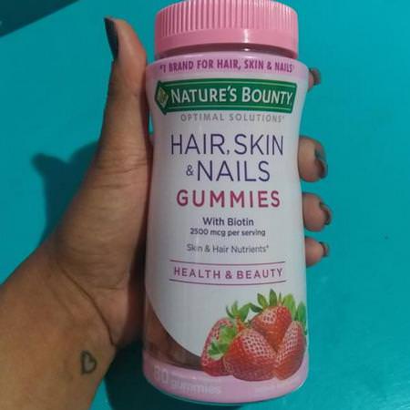 Nature's Bounty, Optimal Solutions, Hair, Skin, & Nails, Strawberry Flavored, 2500 mcg, 140 Gummies Review