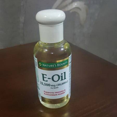 Nature's Bounty, Vitamin E-Oil, 30,000 IU, 2.5 fl oz (74 ml) Review