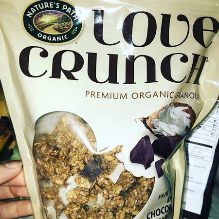 Nature's Path, Love Crunch, Premium Organic Granola, Dark Chocolate Macaroon, 11.5 oz (325 g) Review