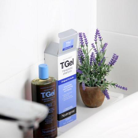 Neutrogena, T/Gel, Therapeutic Shampoo, Original Formula, 16 fl oz (473 ml) Review