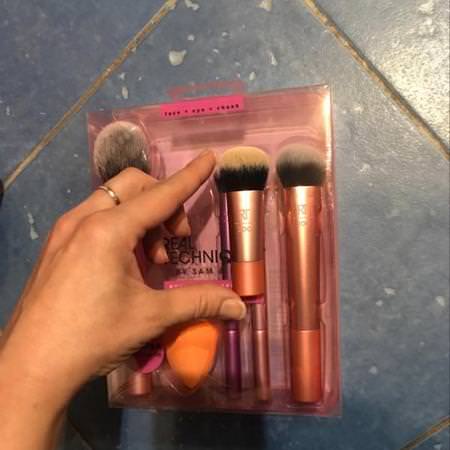 Real Techniques by Samantha Chapman, Mini Expert Face Brush, 1 Brush Review