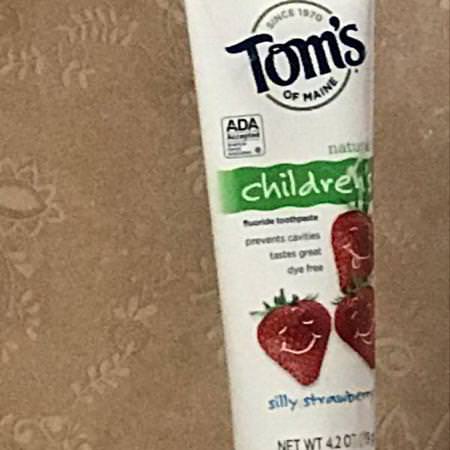 Natural Children's Fluoride Toothpaste, Silly Strawberry