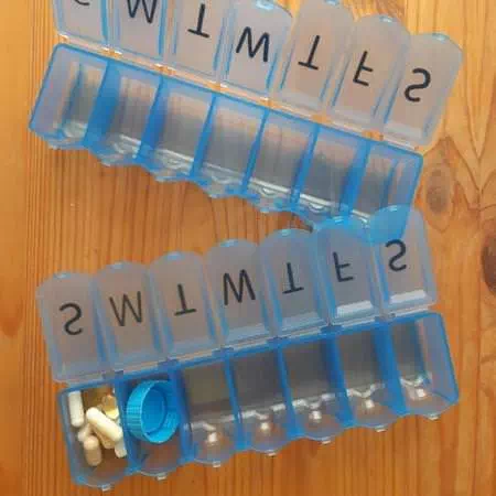 Apex, 7-Day Ultra Bubble-Lok Pill Organizer, XL, 1 Pill Case Review
