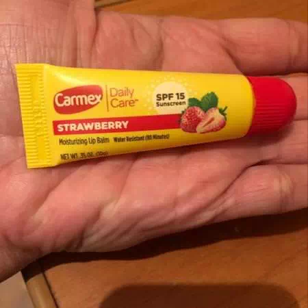 Carmex, Daily Care, Moisturizing Lip Balm, Strawberry, SPF 15, .35 oz (10 g) Review